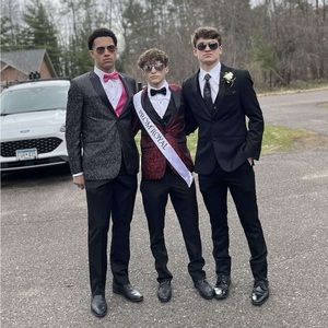 Meet your Posher, Cade